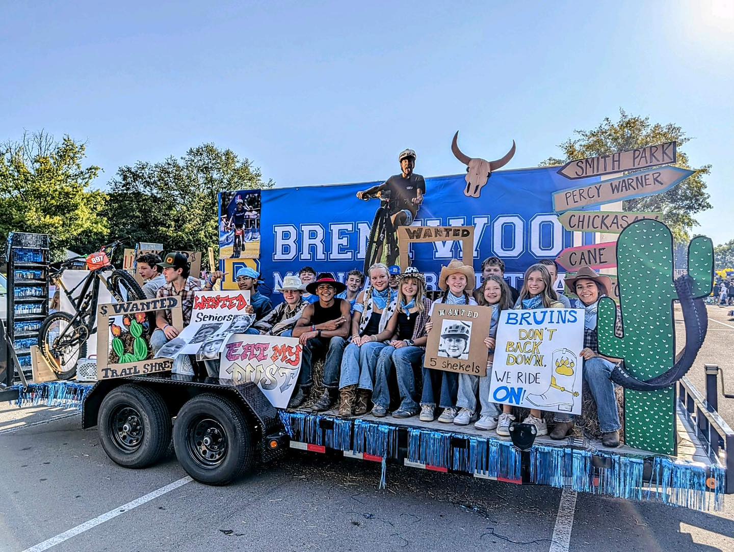 BrentwoodMTB on the homecoming parade float